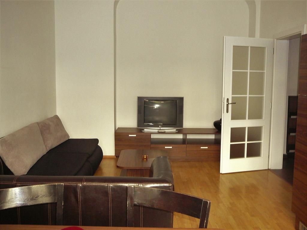Lion Apartments Medena, Big Size, High Ceilings Bratislava Ngoại thất bức ảnh