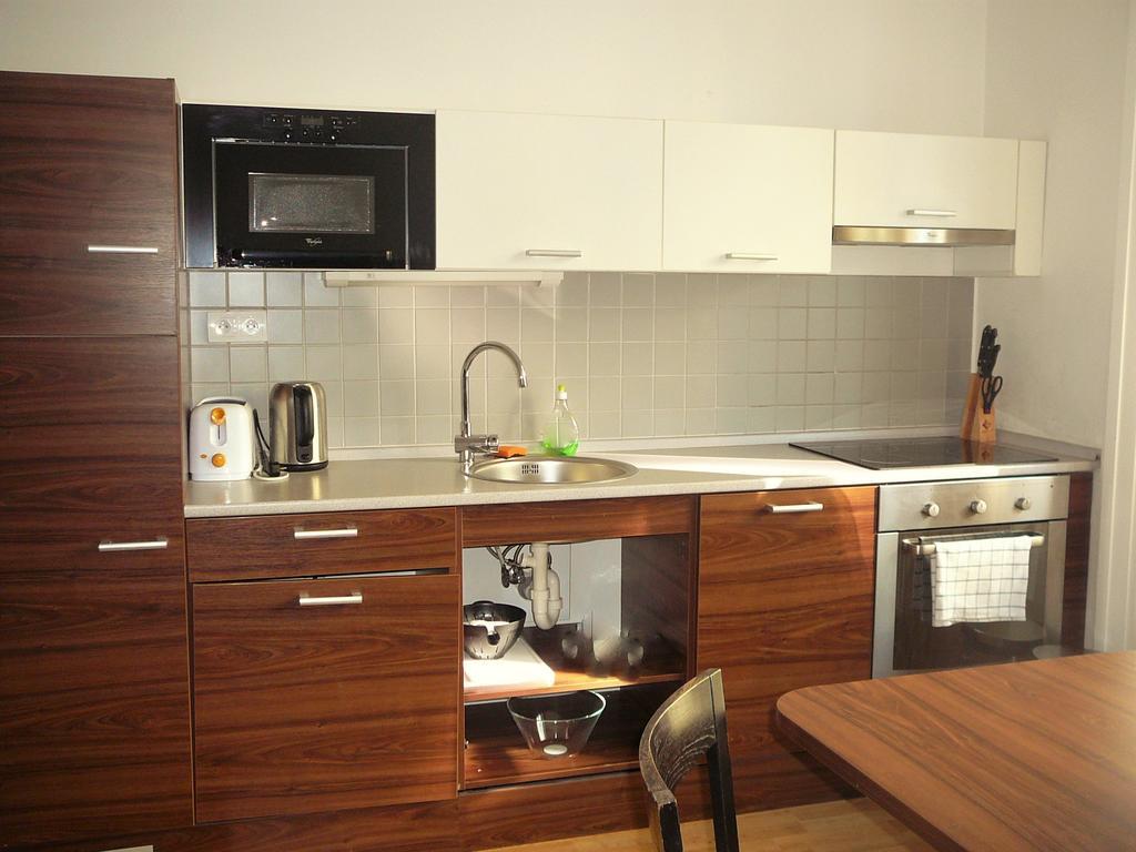 Lion Apartments Medena, Big Size, High Ceilings Bratislava Ngoại thất bức ảnh