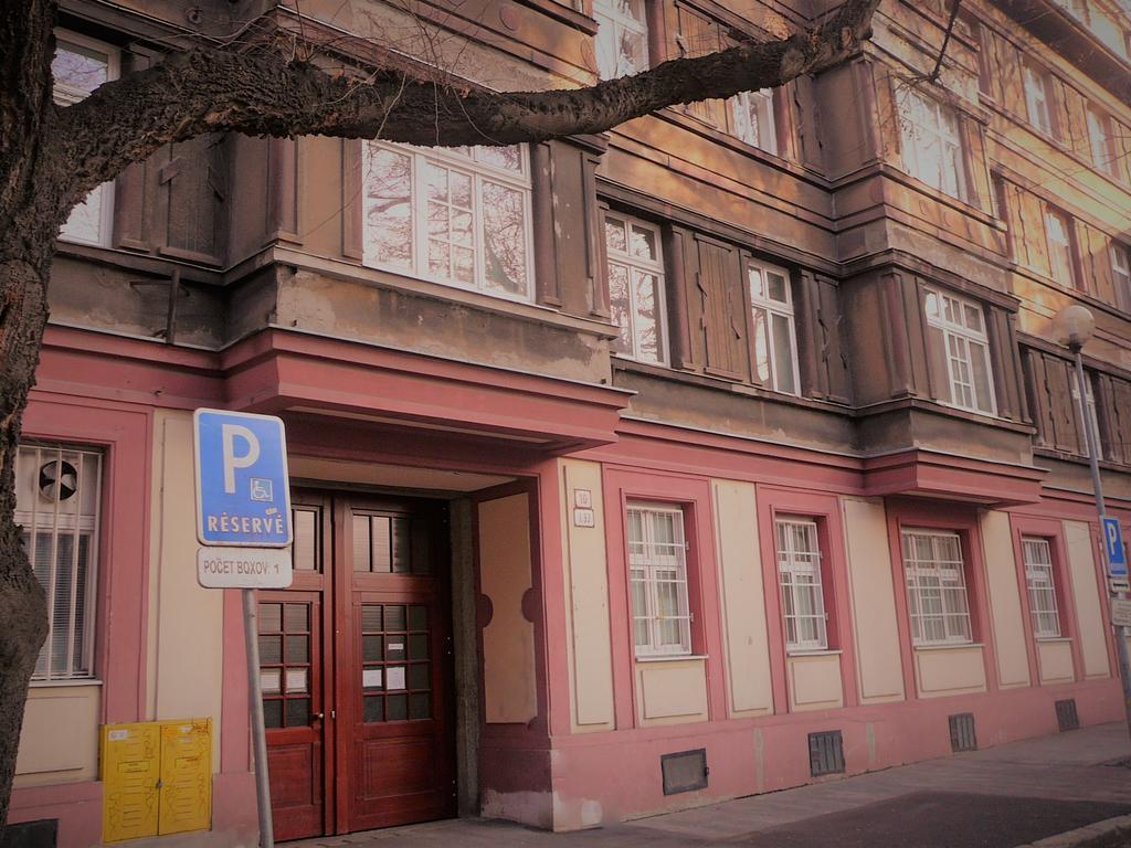 Lion Apartments Medena, Big Size, High Ceilings Bratislava Ngoại thất bức ảnh