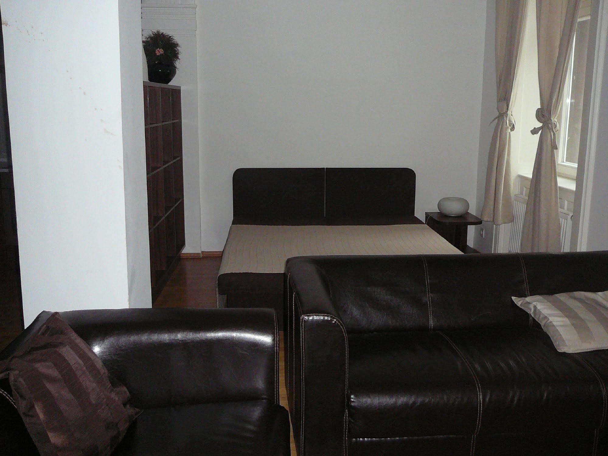 Lion Apartments Medena, Big Size, High Ceilings Bratislava Ngoại thất bức ảnh