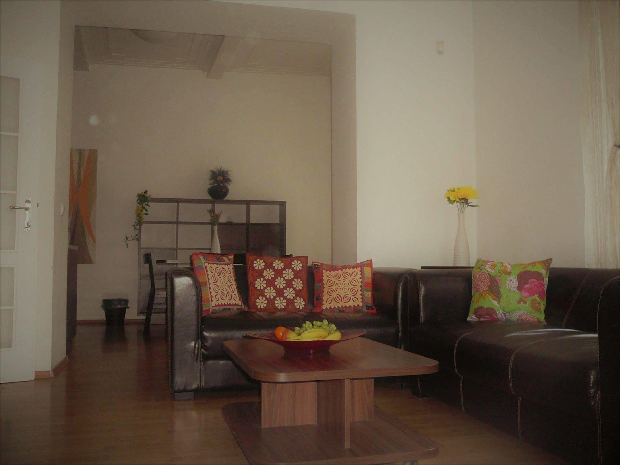 Lion Apartments Medena, Big Size, High Ceilings Bratislava Ngoại thất bức ảnh